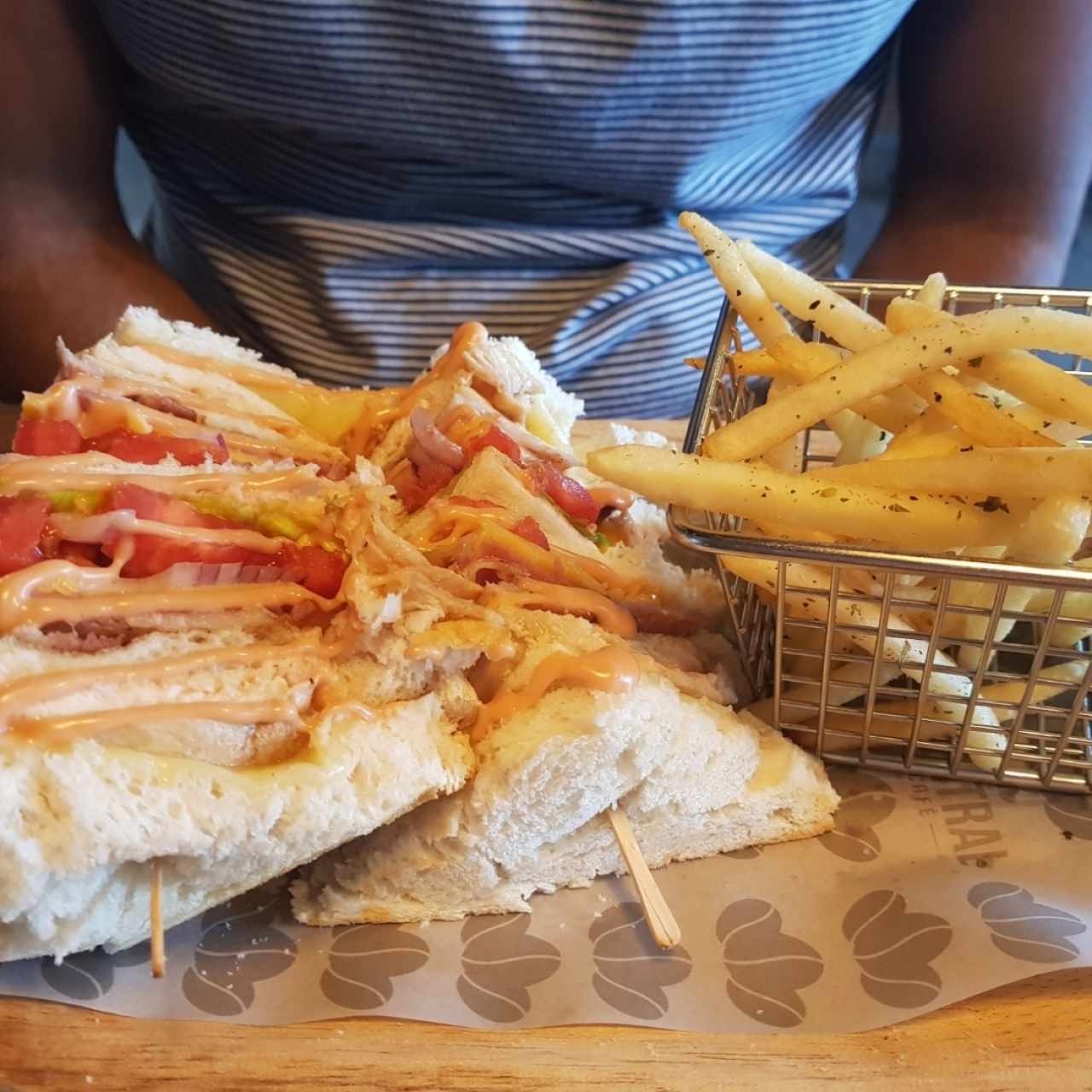 club house sándwich 