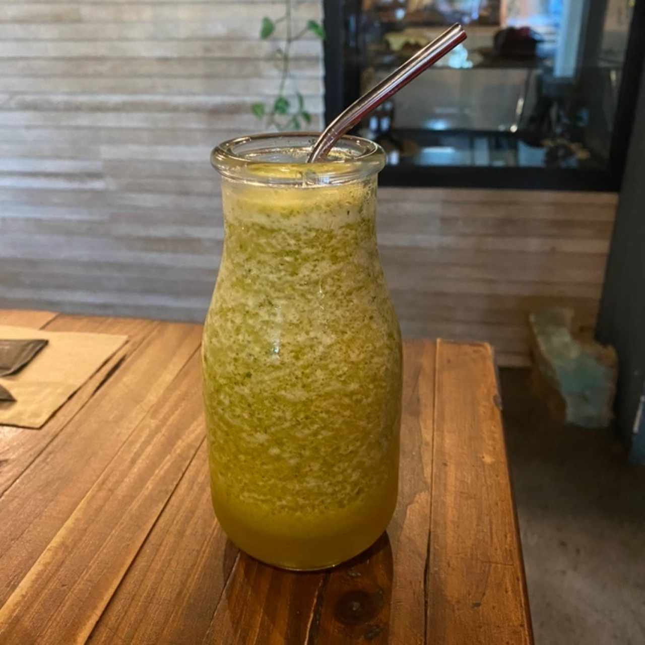 smoothie de maracuyá y hierbabuena