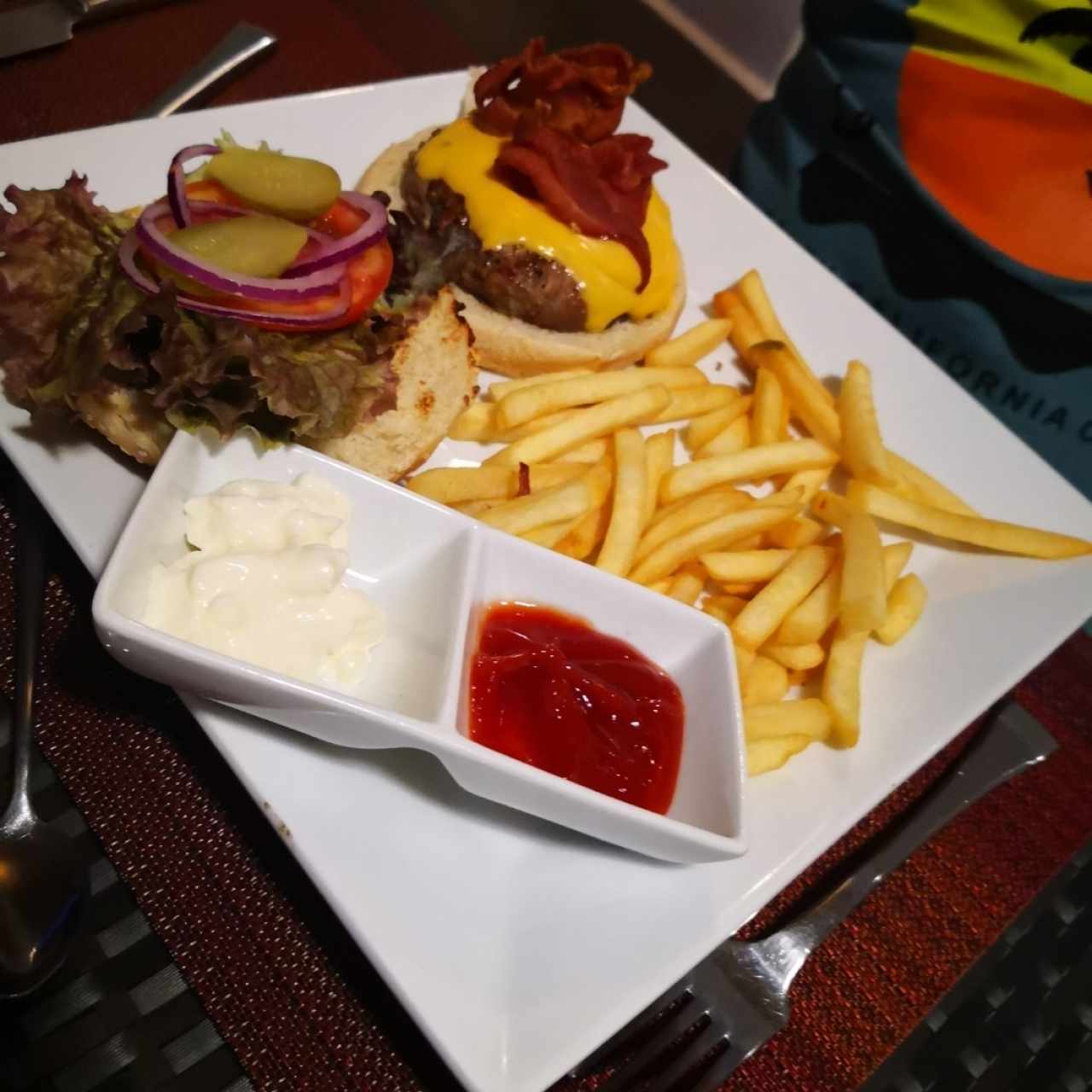 Hamburguesa Bocas del Mar