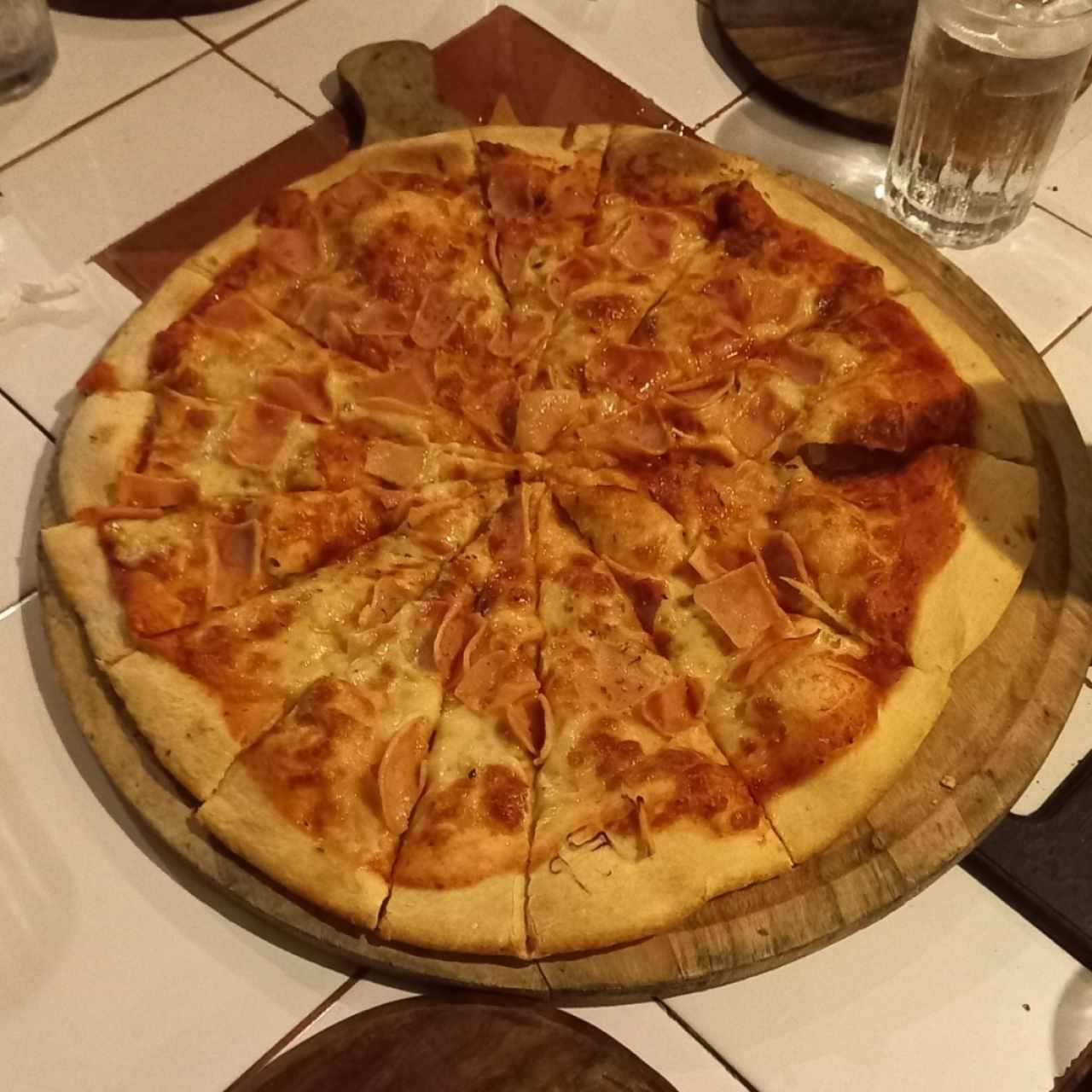 Pizza de jamón