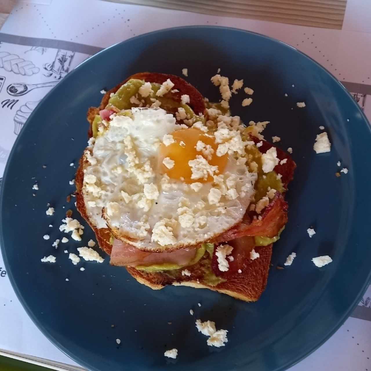 DESAYUNO - Tostada de Aguacate