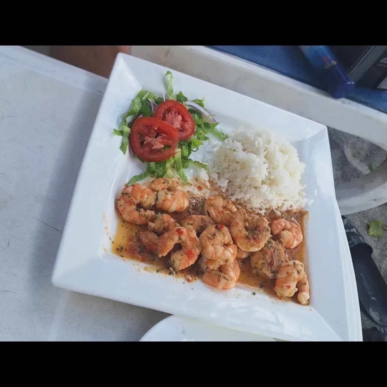 camarones al ajillo