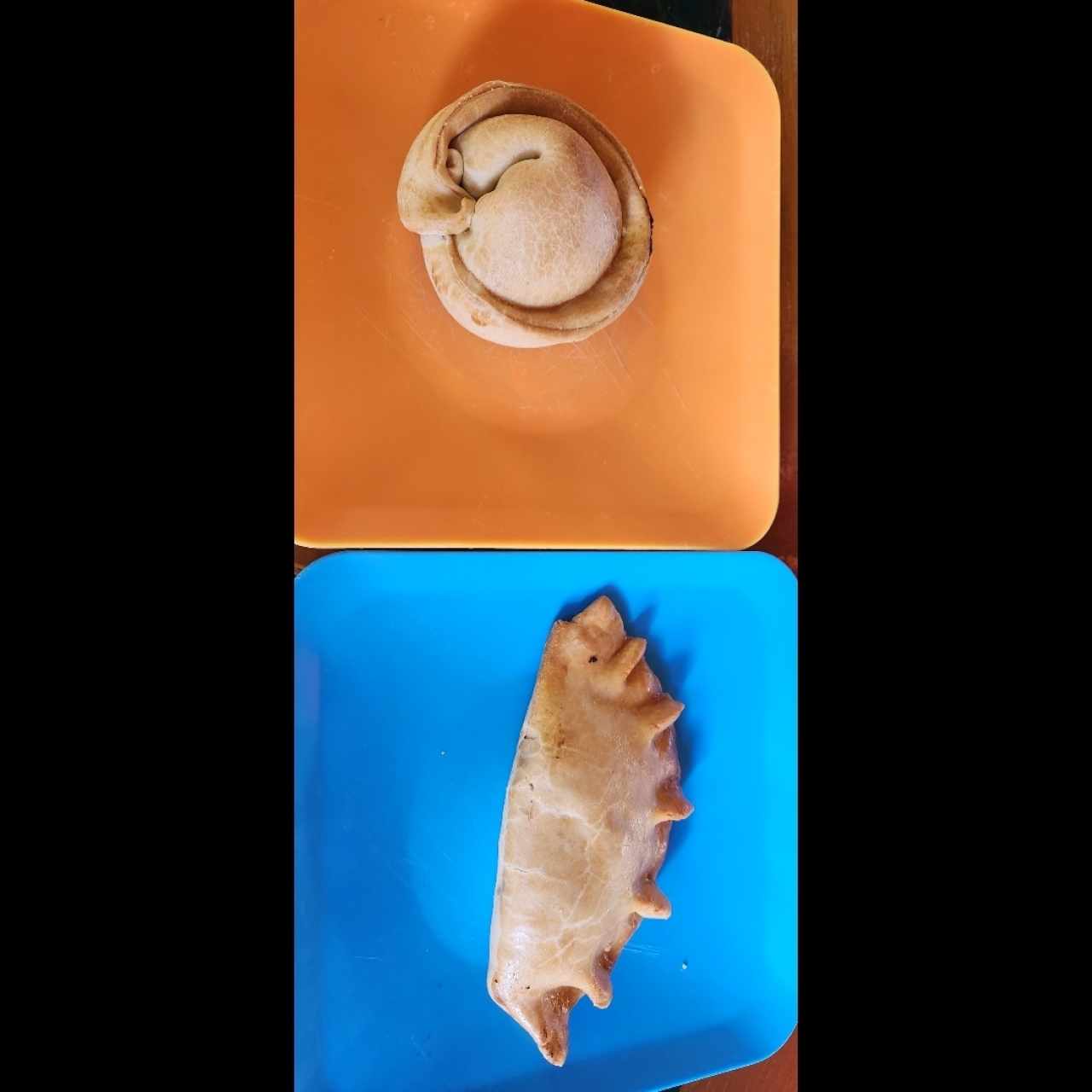 Empanada de carne al curry y empanada de carne picante!