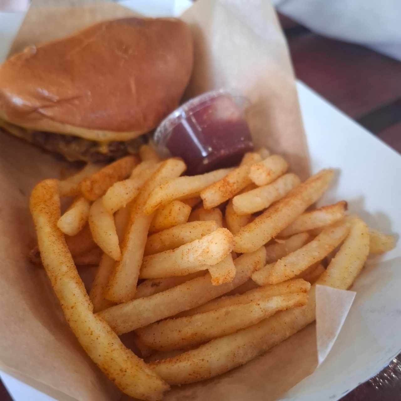 Hamburguesas - Cheese Burger Clasica
