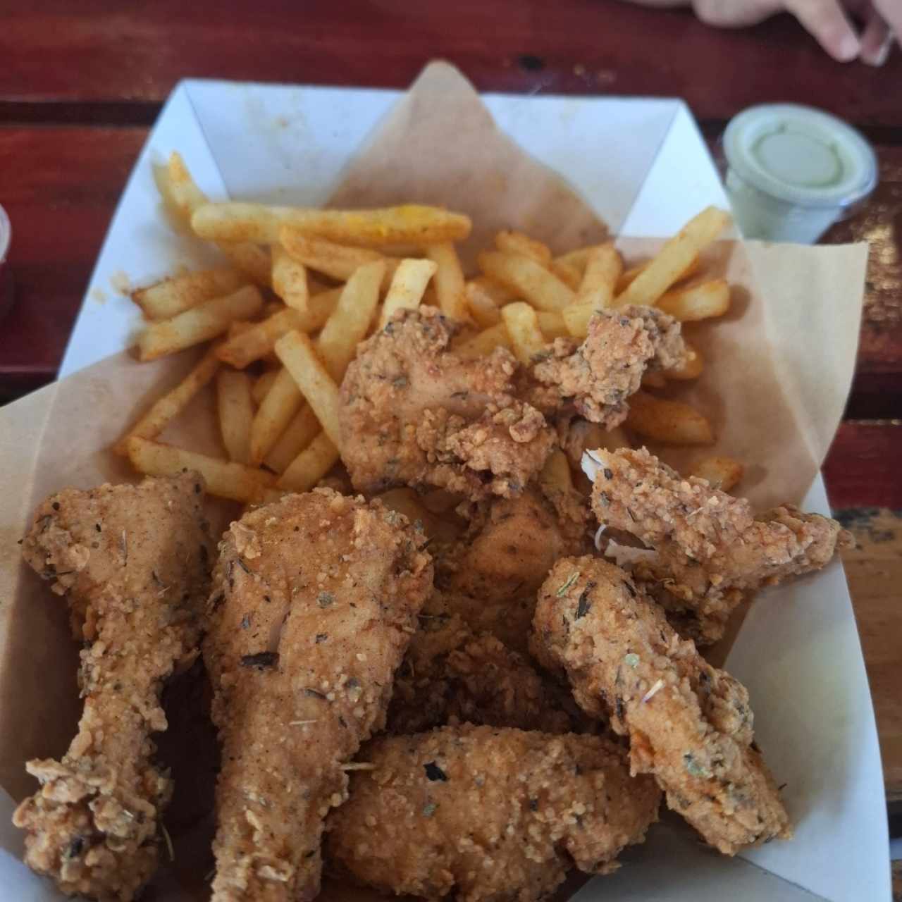 Chicken Tenders con papas