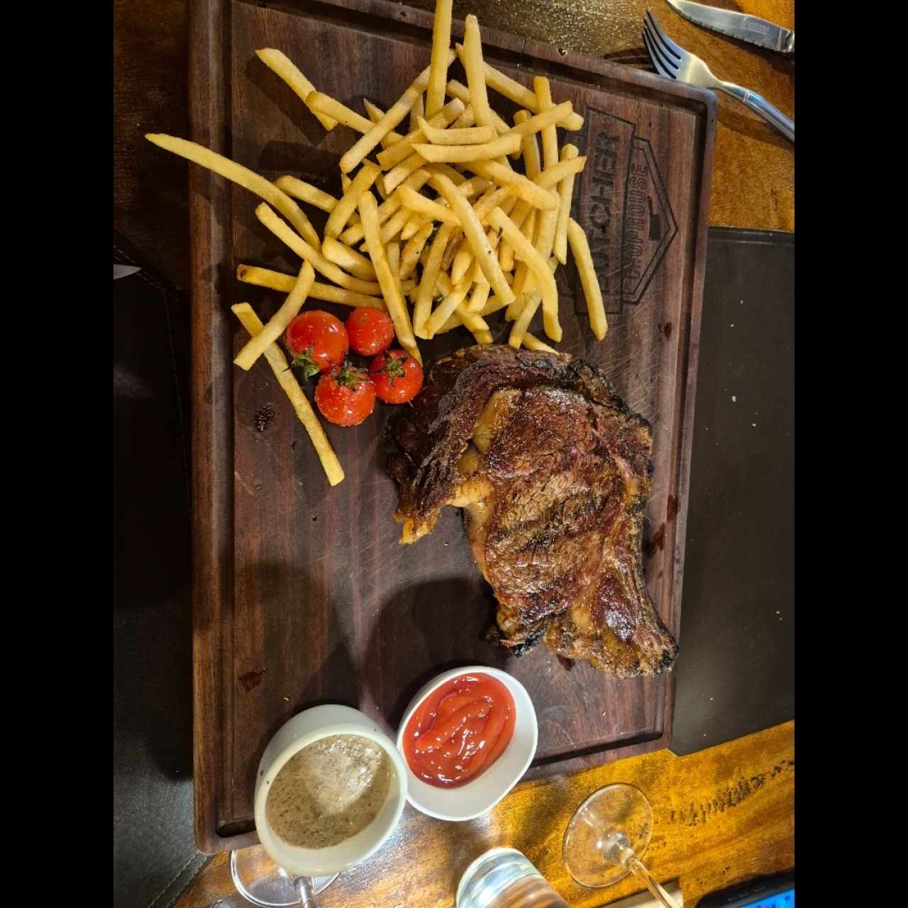 Ribeye con hueso 29oz