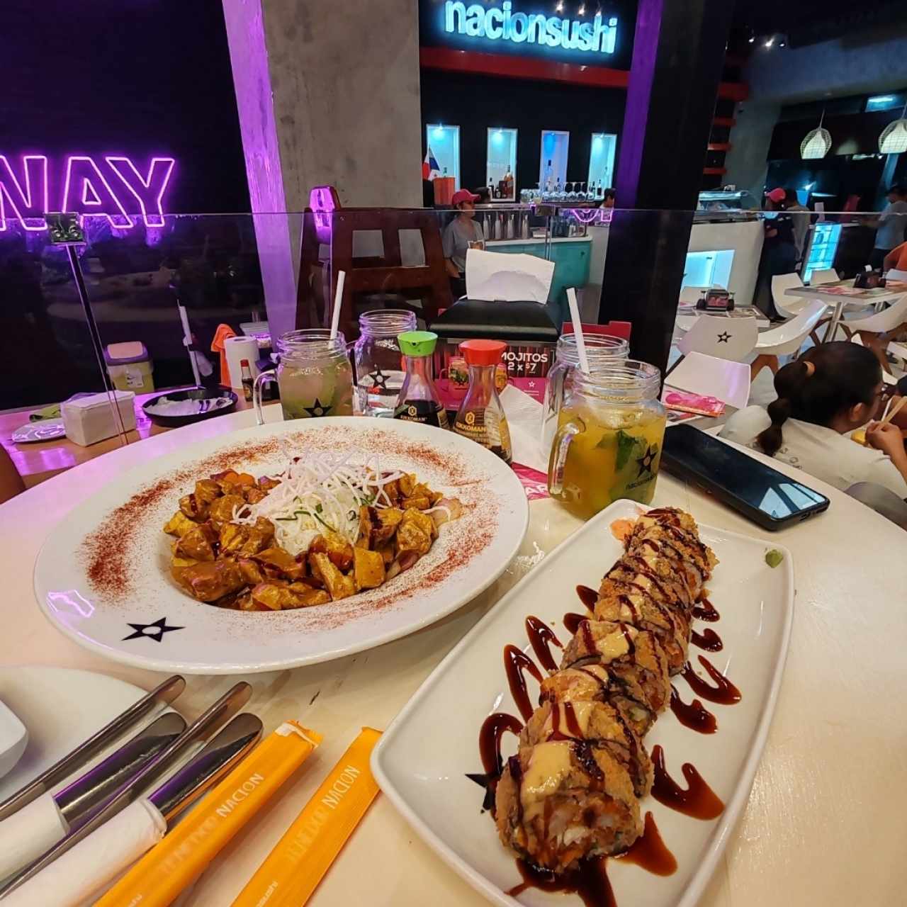 Don Buri y Sushi Roll Soy Nacion