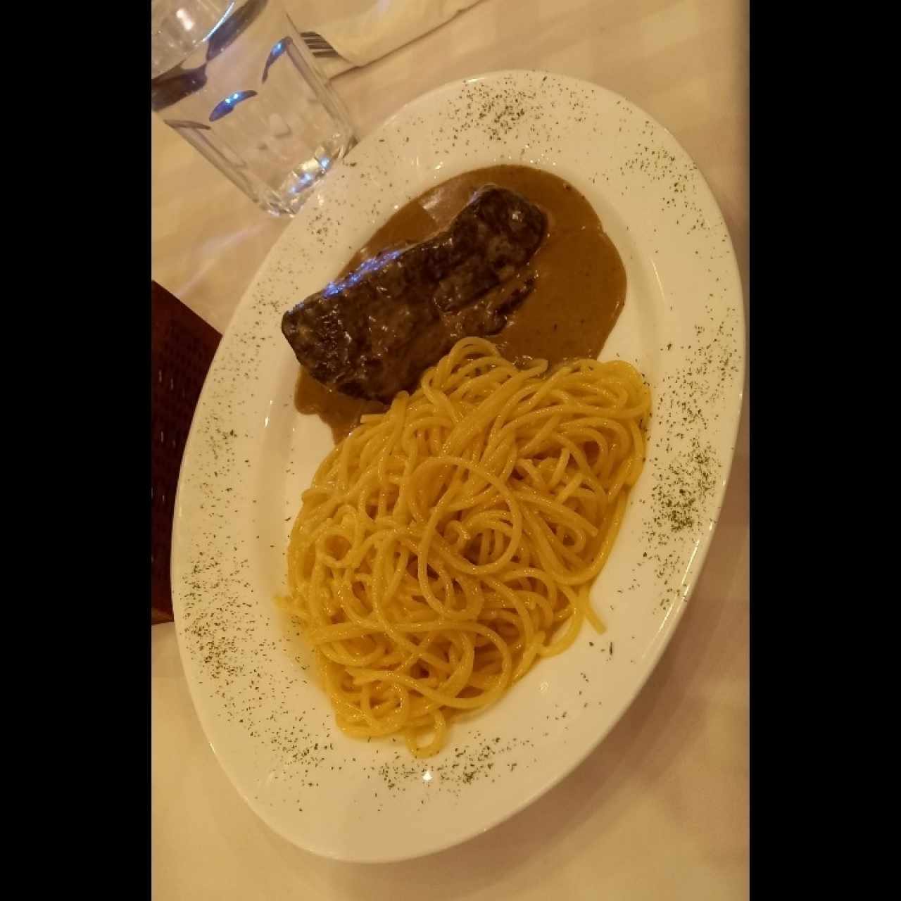 FILETE DE RES AL GORGONZOLA