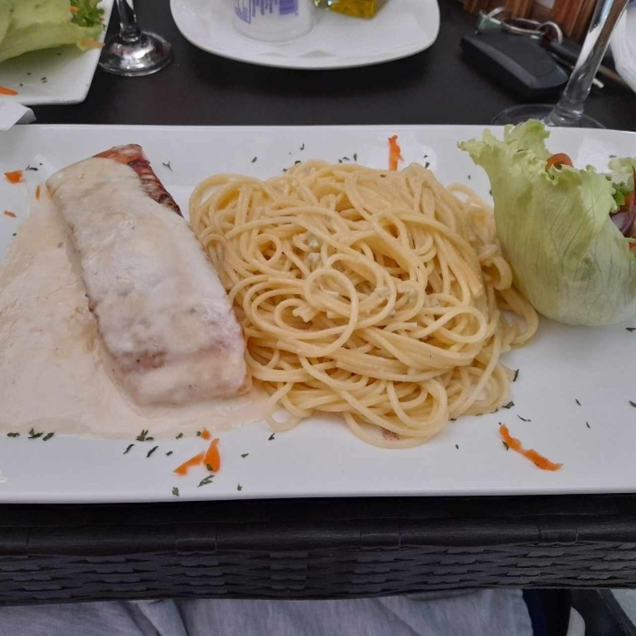Salmón en crema de limón