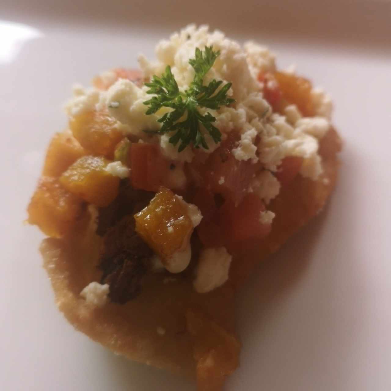 Mini hojaldres con ropa vieja. Muy ricas pero demasiado pequeñas. 