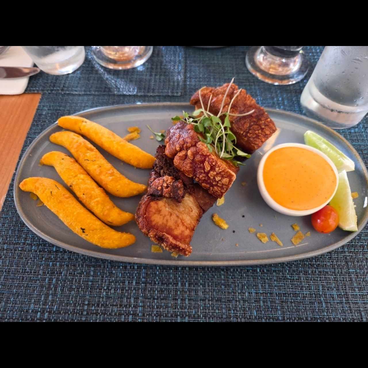 Entradas - Chicharrones