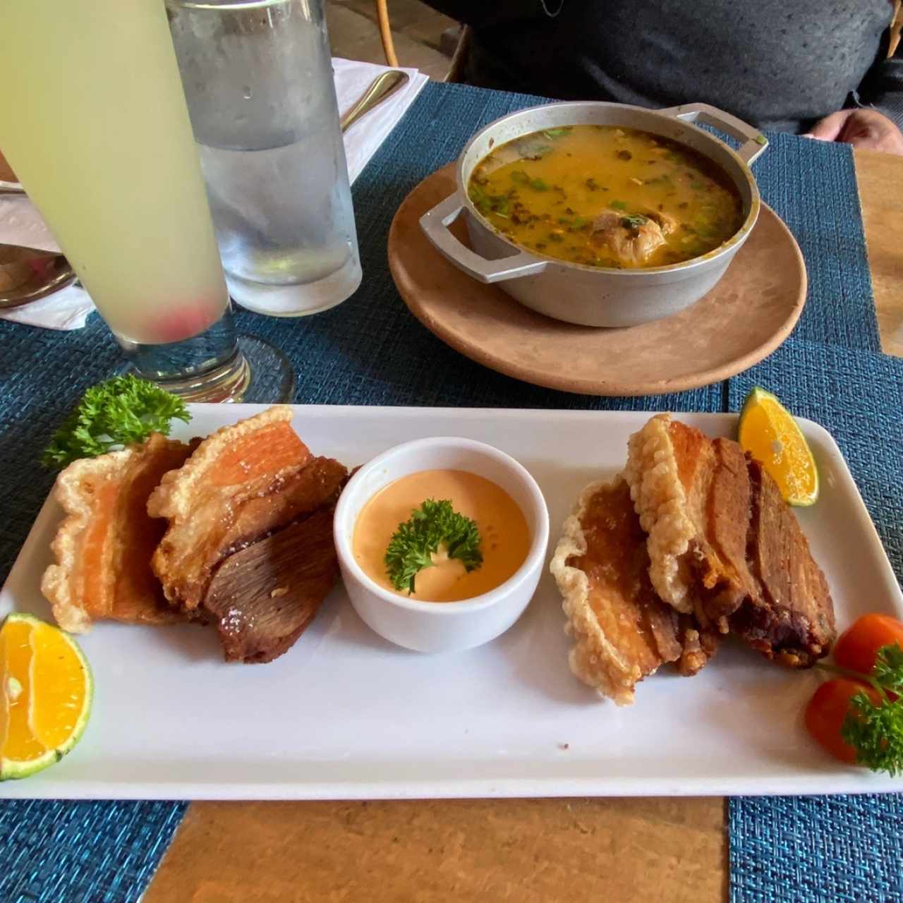 entrada de chicharron y sancocho 