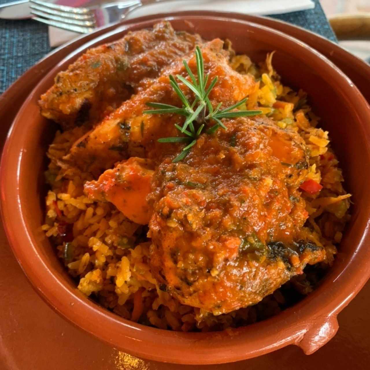 pollo con arroz con pollo