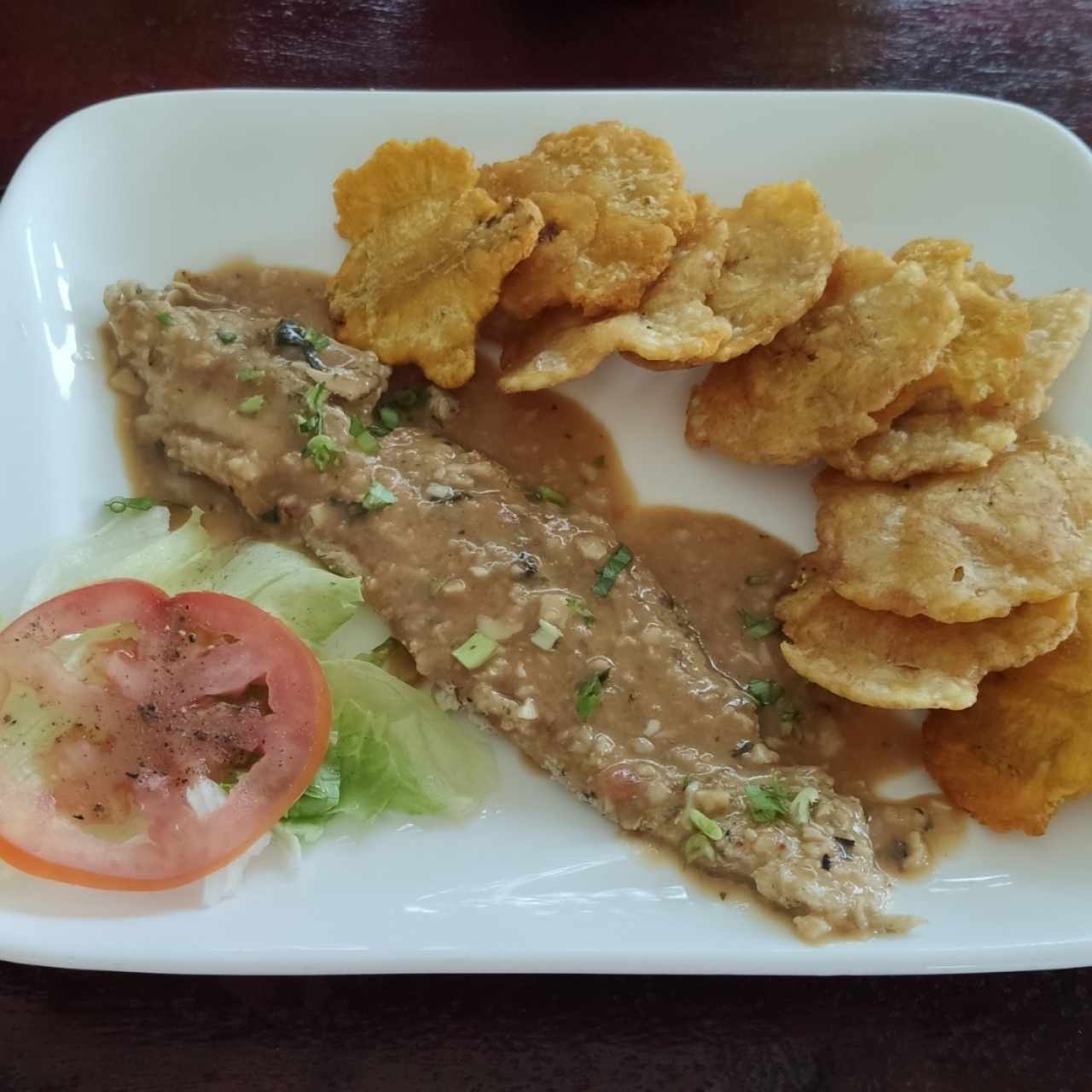 Filete de Corvina al ajillo