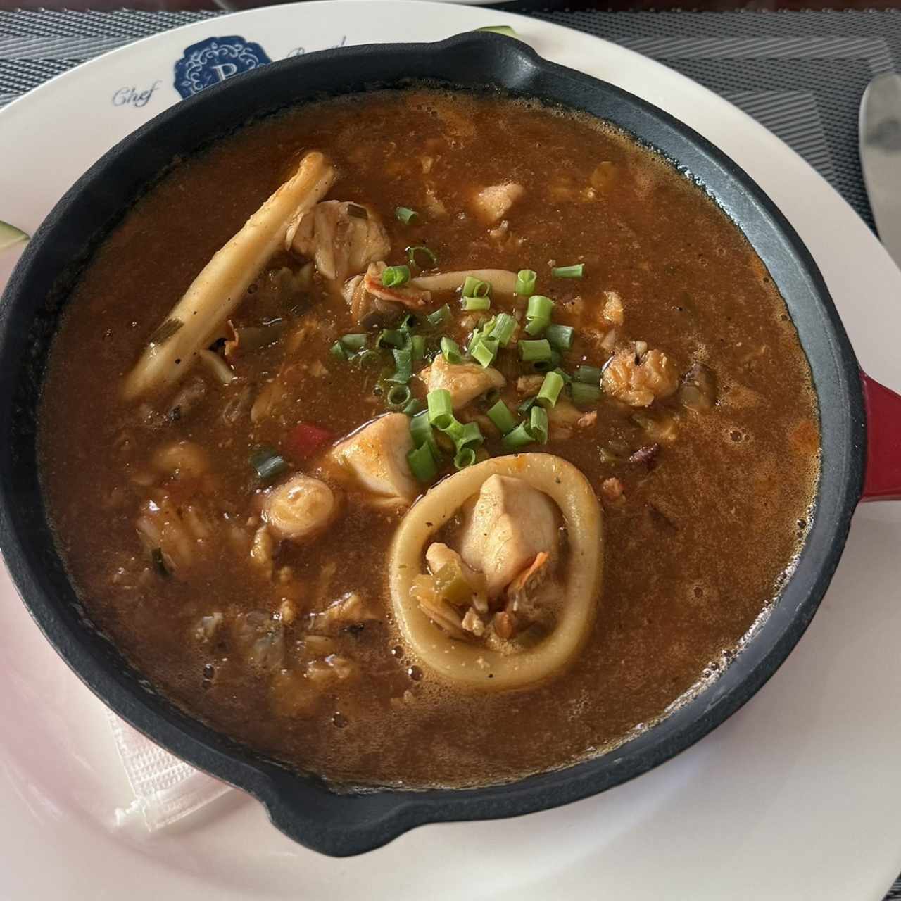 Cazuela de Mariscos Aromatizada con Azafran