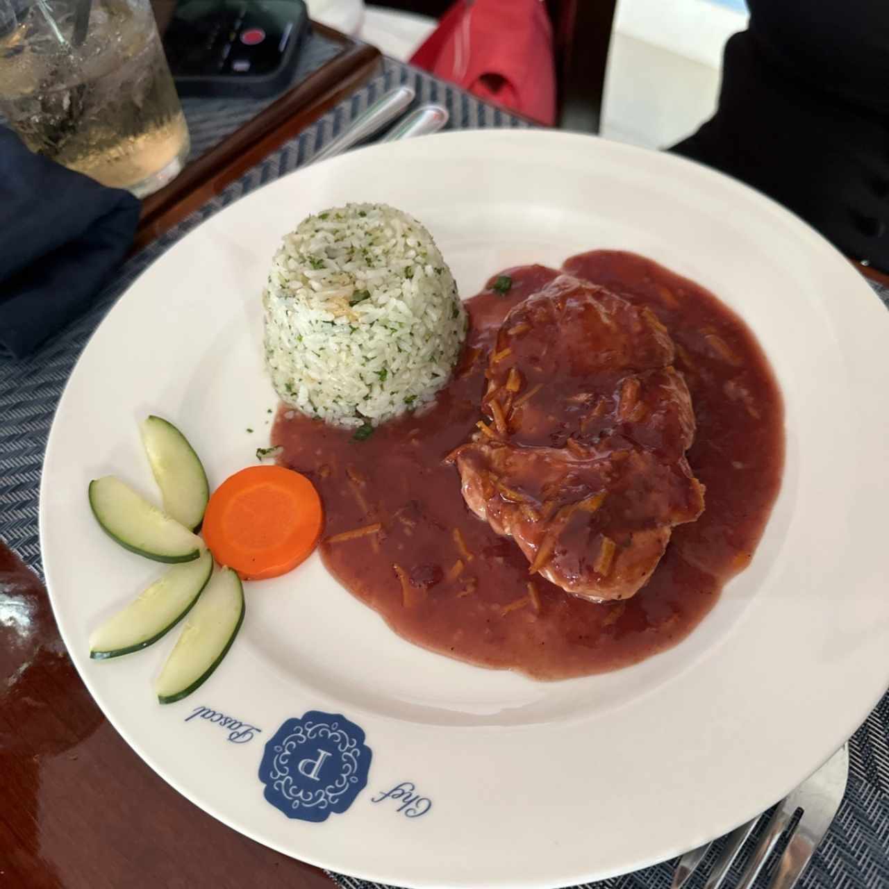Pechuga de Pollo En salsa de Naranja Confitadas