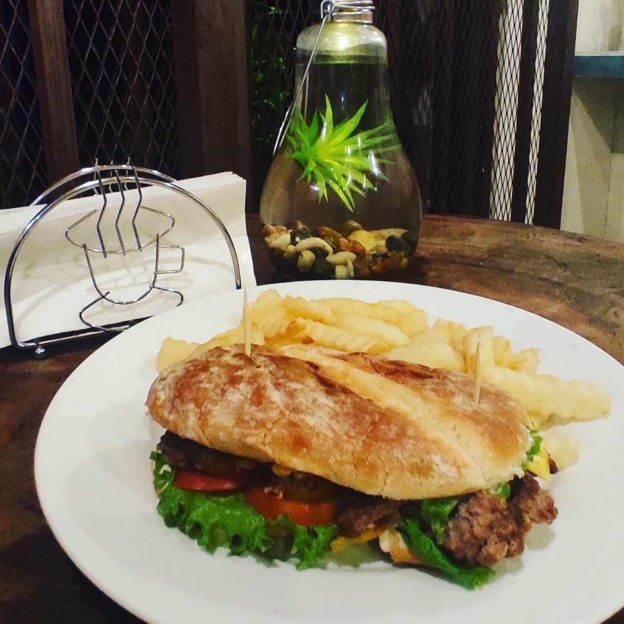 hamburguesa de la casa