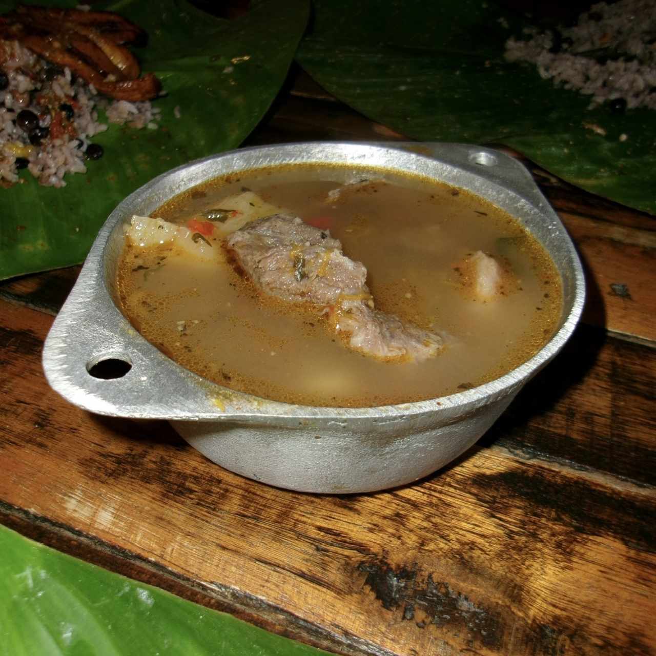 Sancocho Con Gallina De Patio