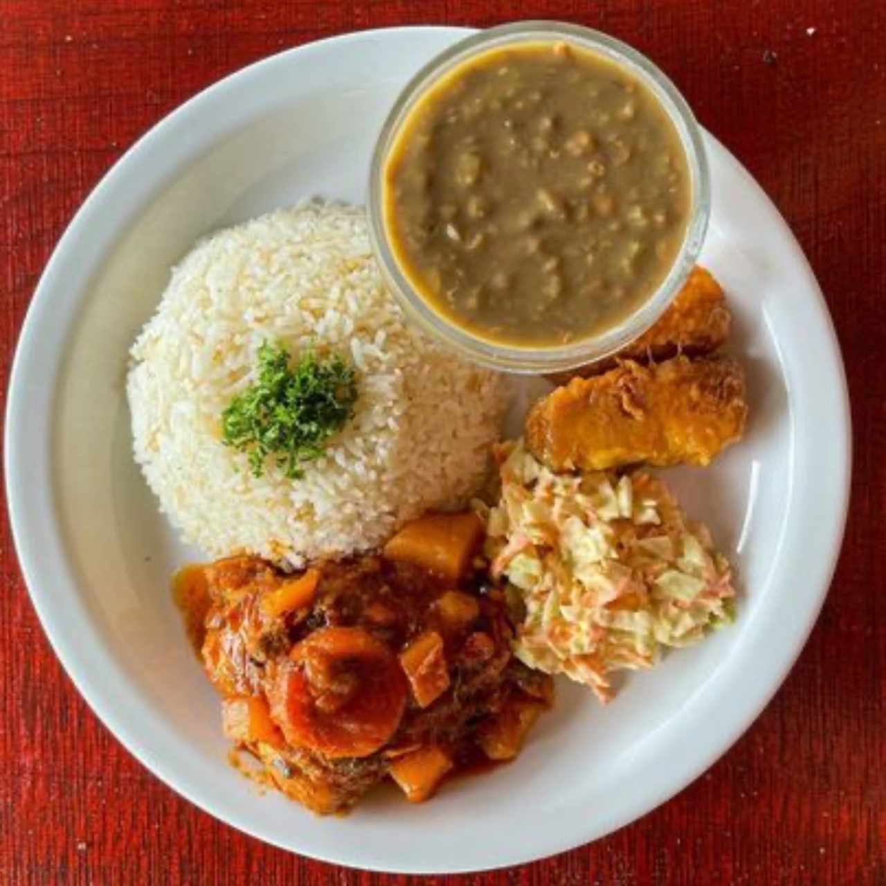 Pollo guisado