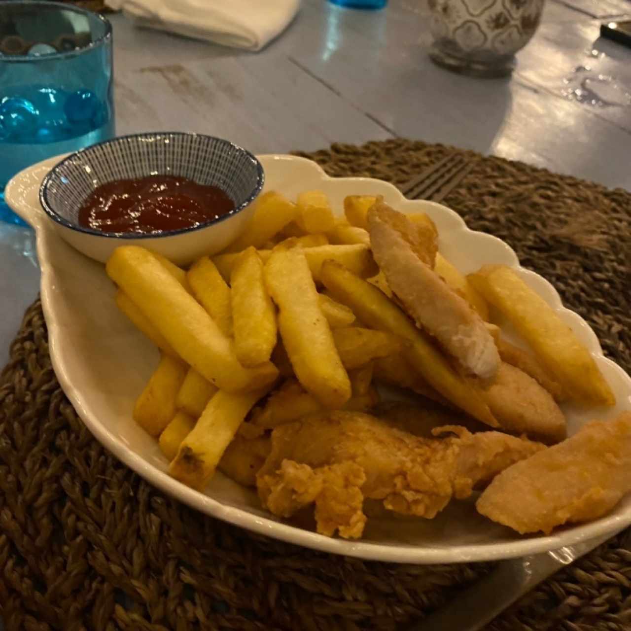 deditos de pollo (niño)
