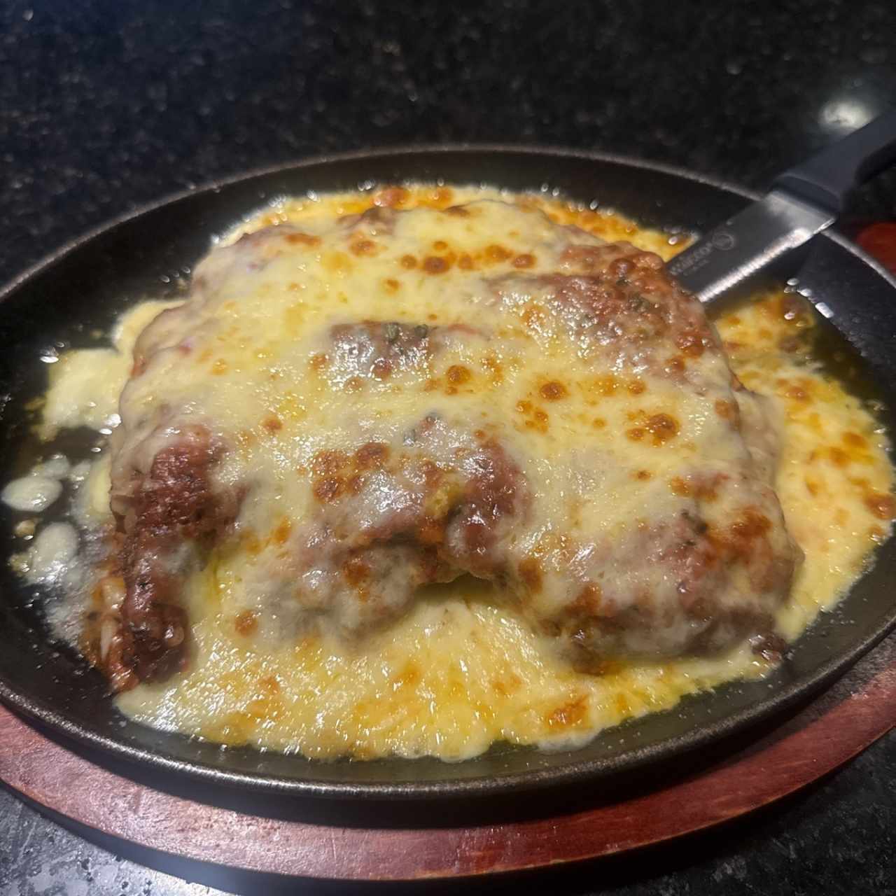 Milanesa de res a la parmesana