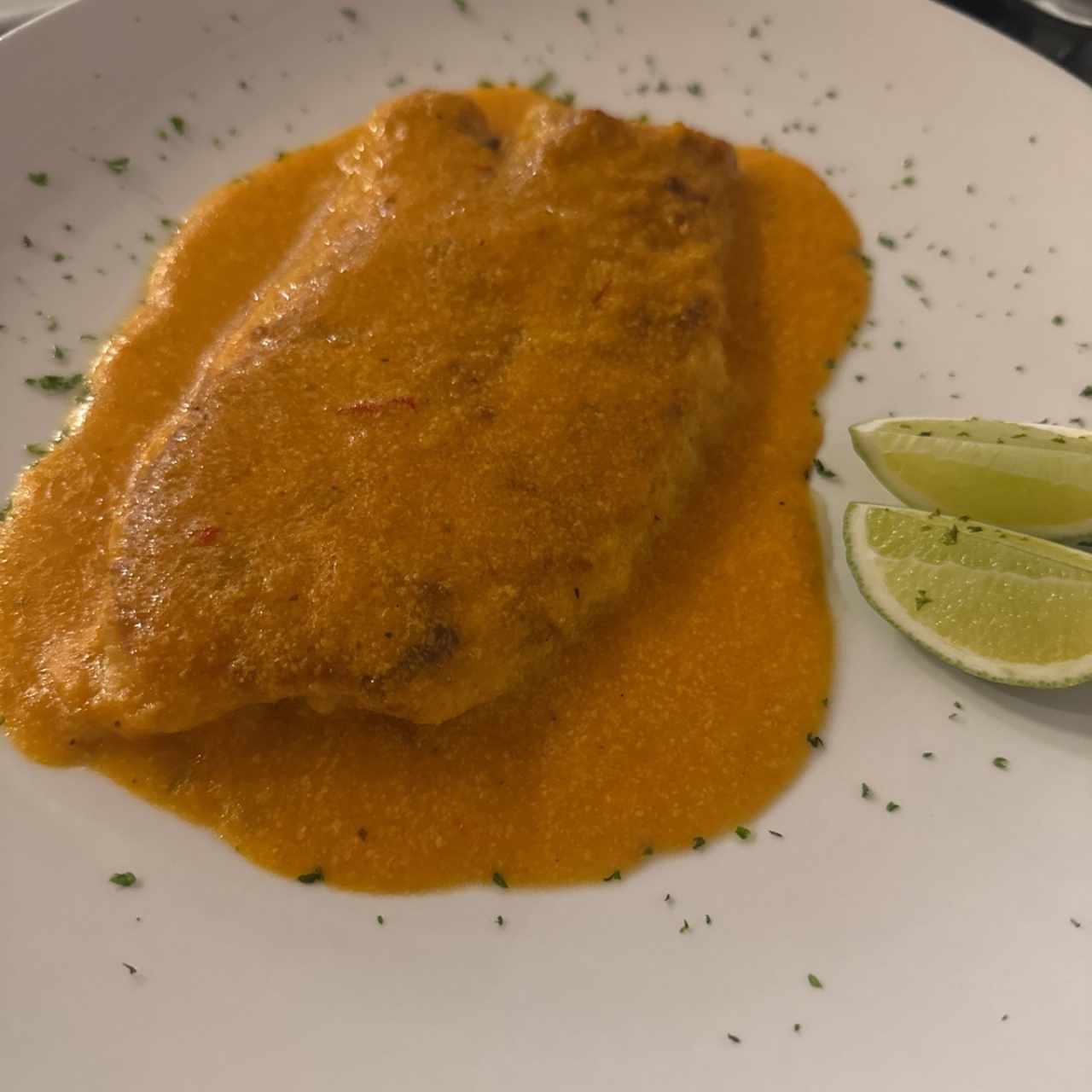 Filete de corvina a ajillo