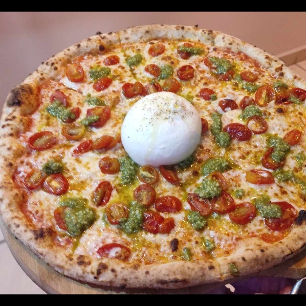 Tricolore Pizza
