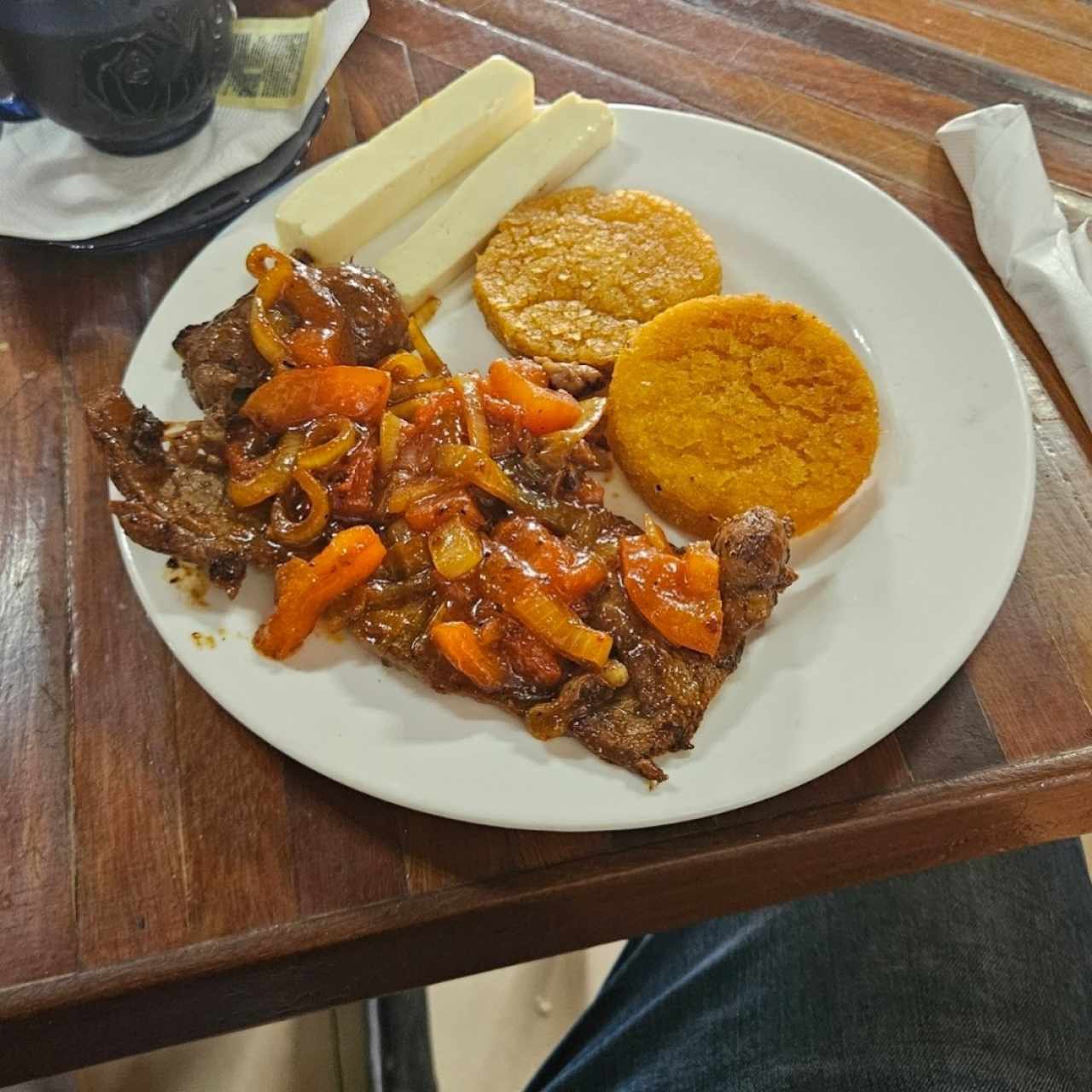 carne en tomate 