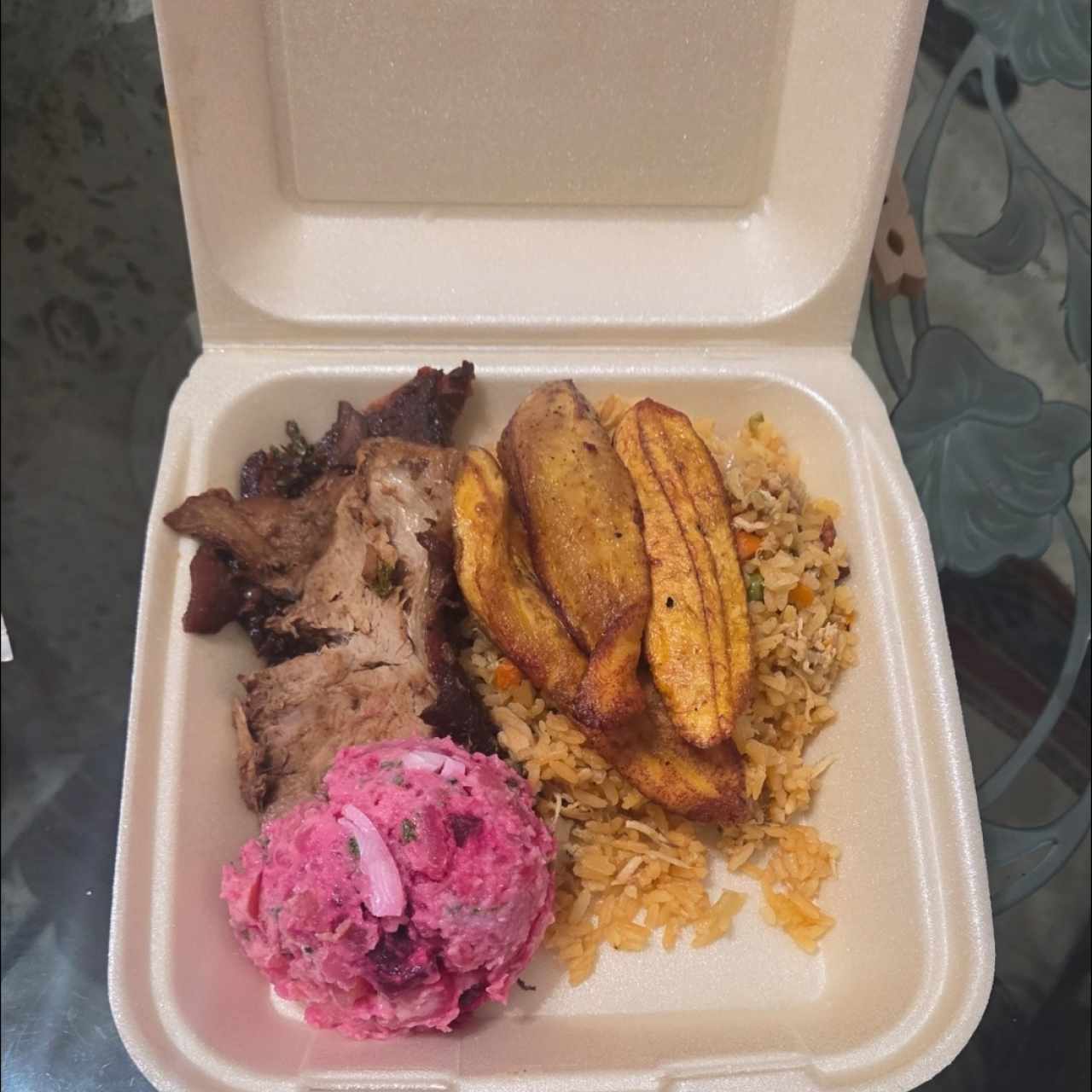 comida con pernil