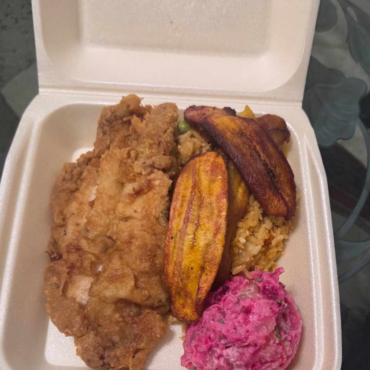 comida con pescado Apanado 