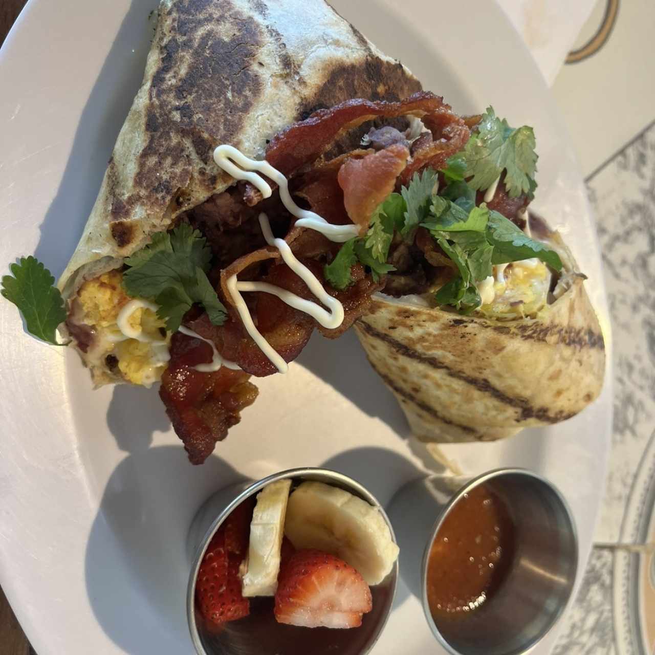 DESAYUNOS/BREAKFASTS - Breakfast Burrito