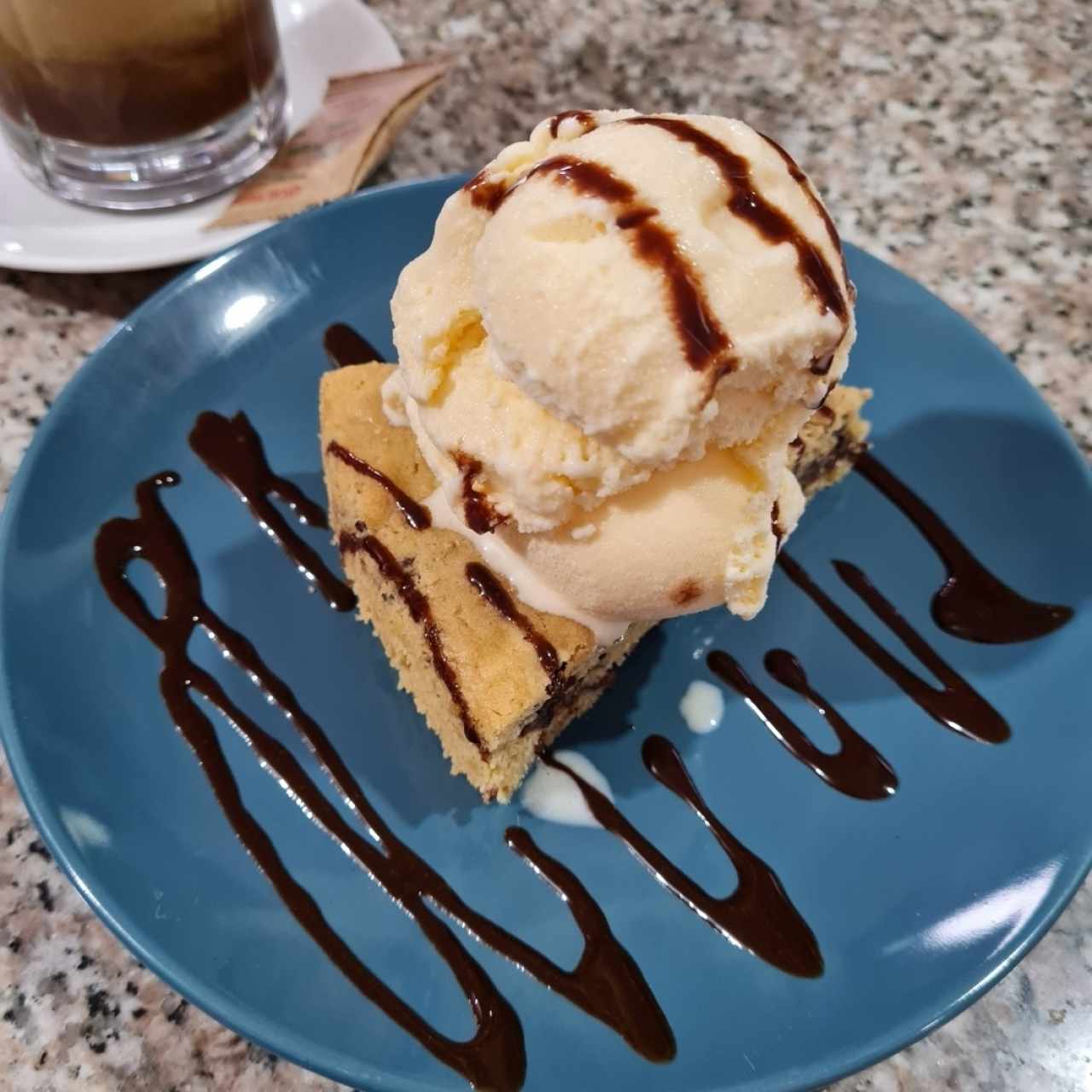 Galleta con helado