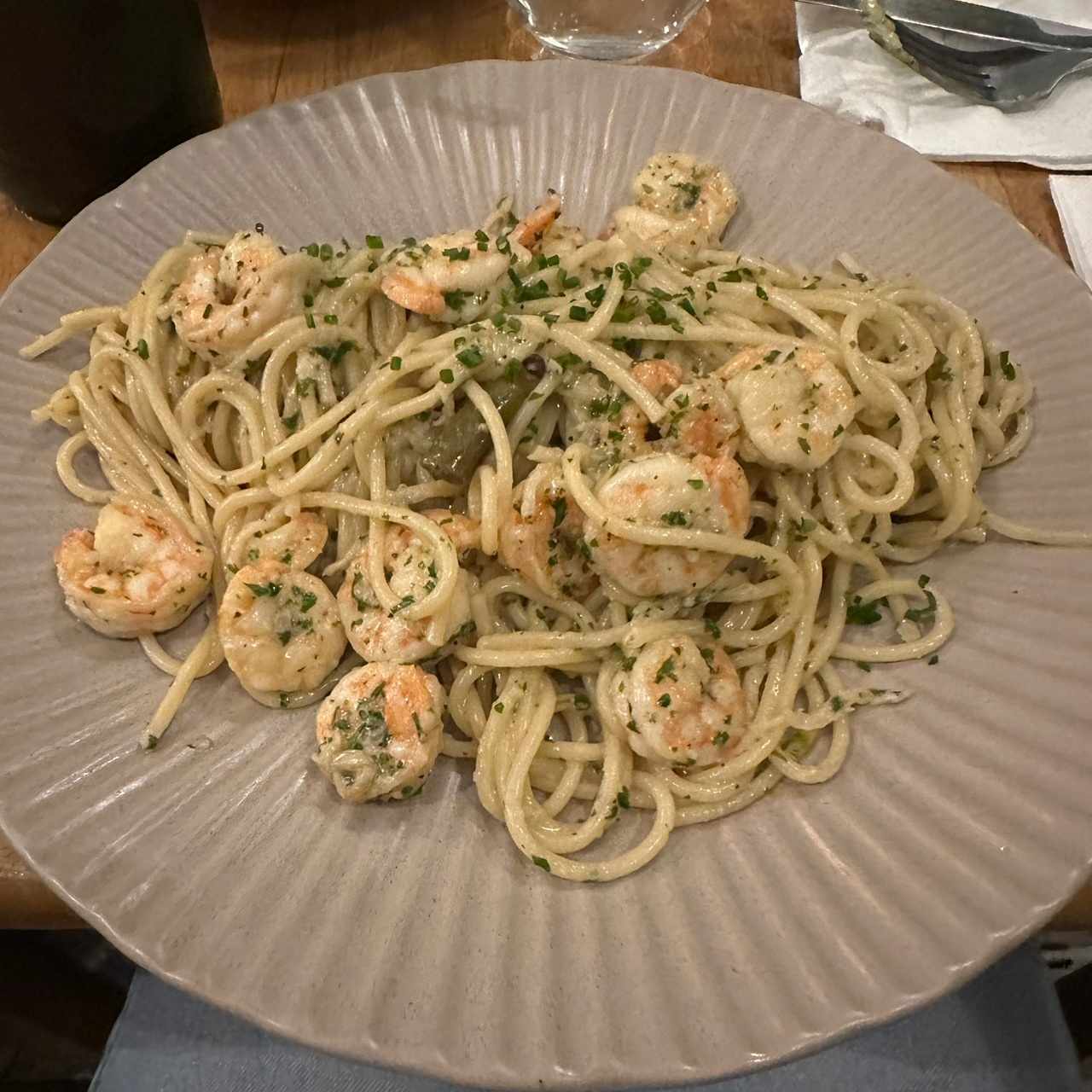Aglio oleo con camarones