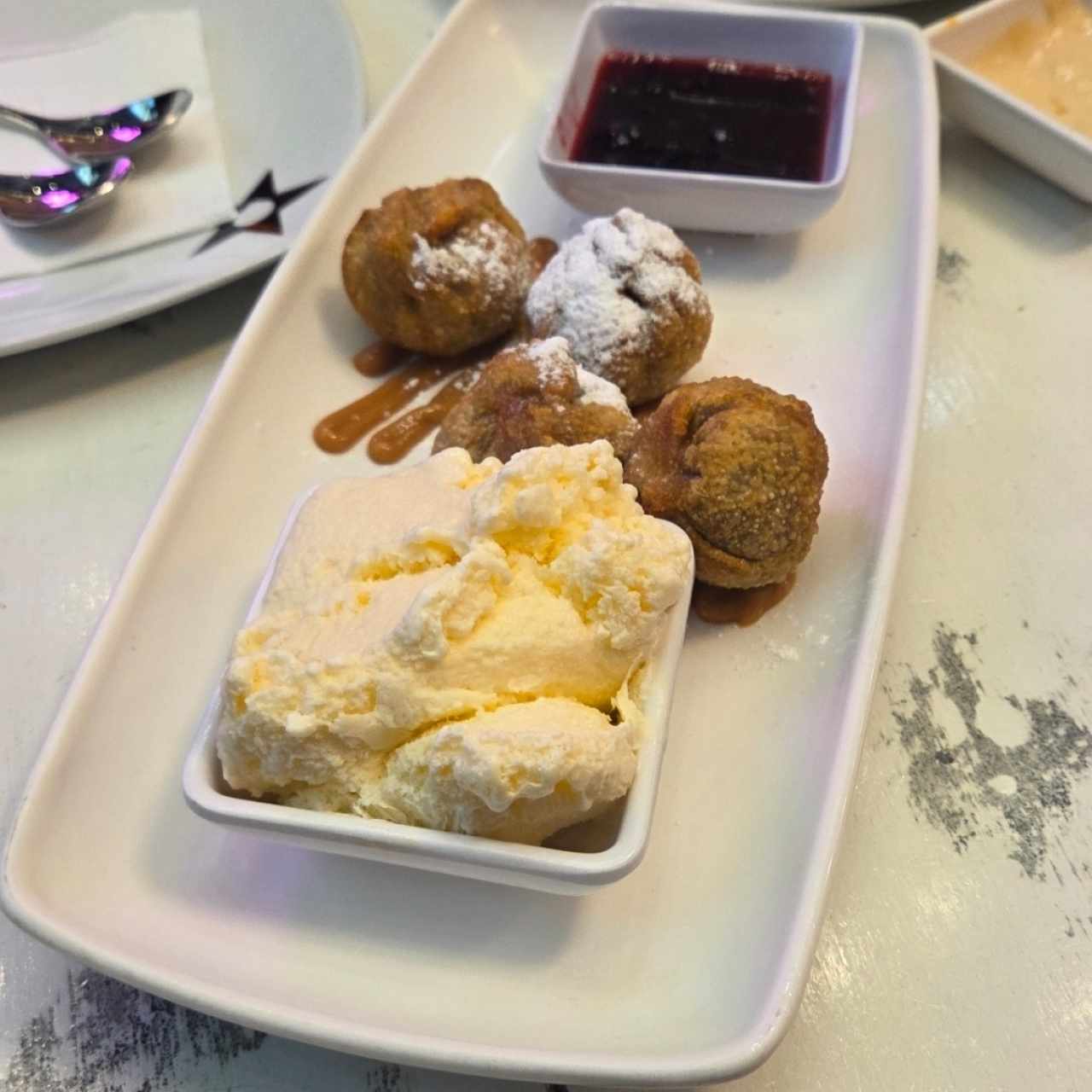 Wanton de Queso y Dulce de Leche