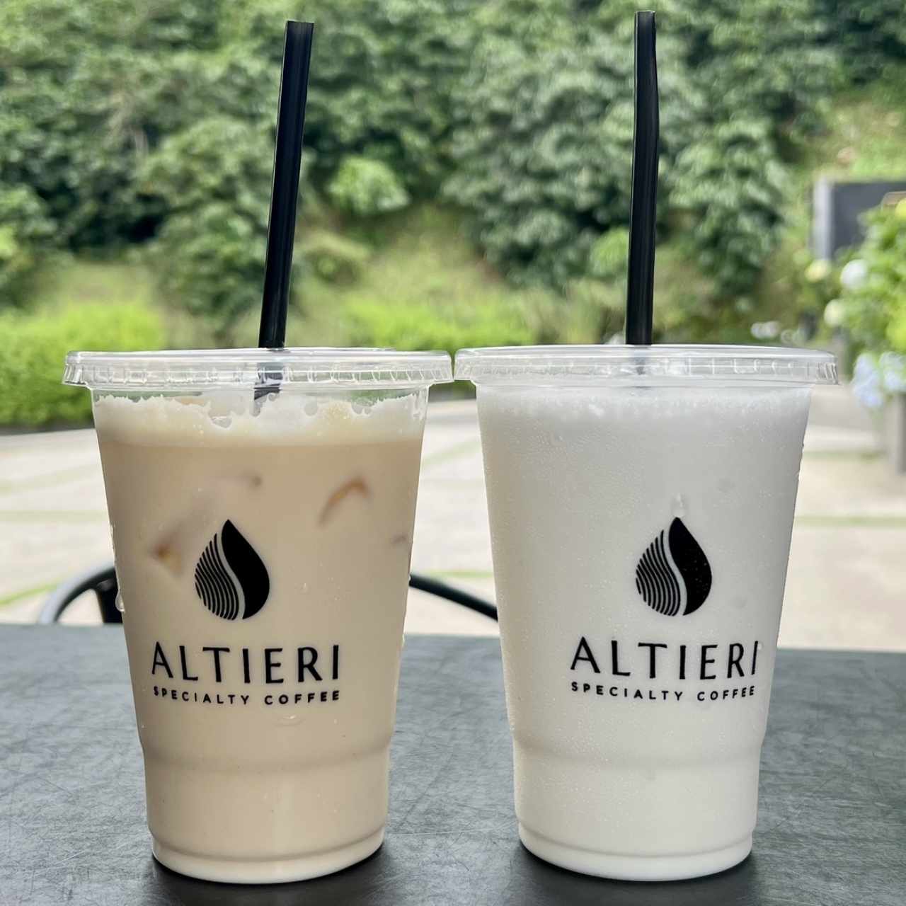 Latte Frío y Frappe de Vainilla