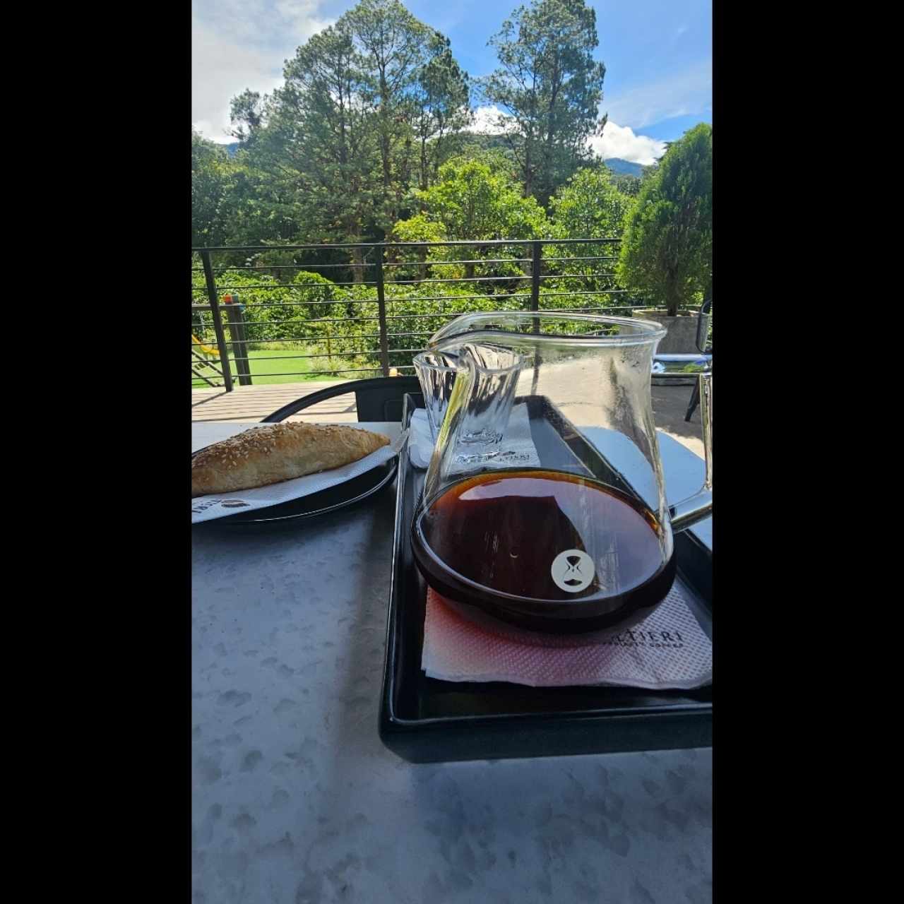 Pour de Café Geisha
