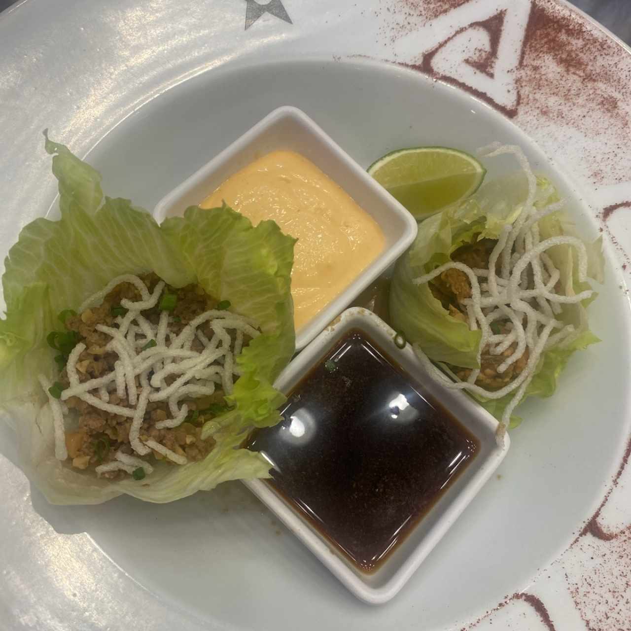 Tentadoras Entradas - Tacos Laab Mixtos
