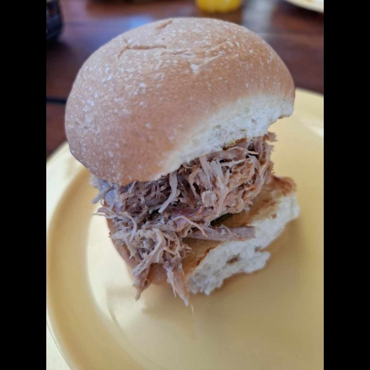 Cubanito de cerdo Con Mostaza y Pepinillos