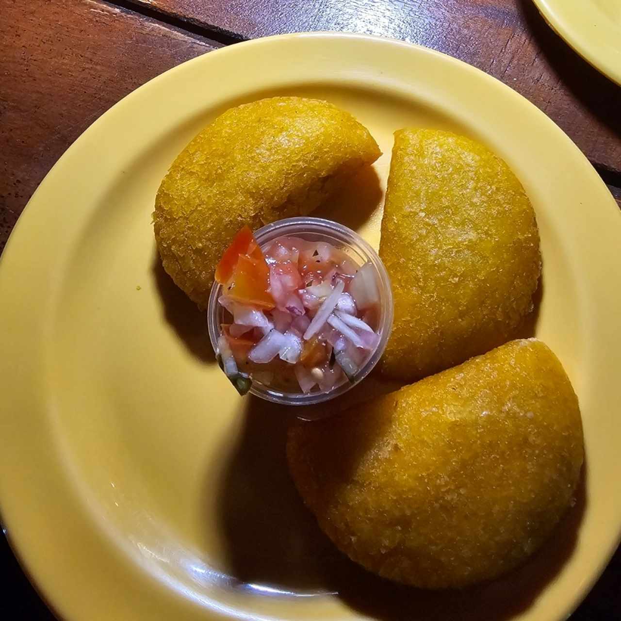 Empanaditas de Carne con Pico de Gallo