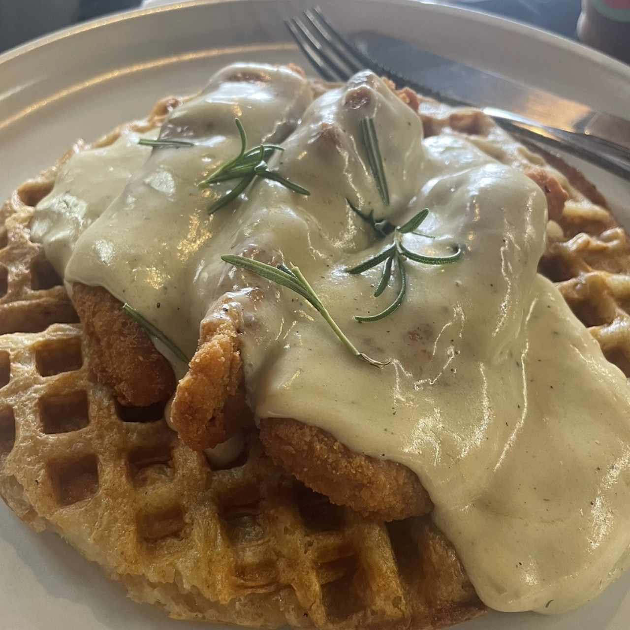 Lunch - WAFFLE DE POLLO