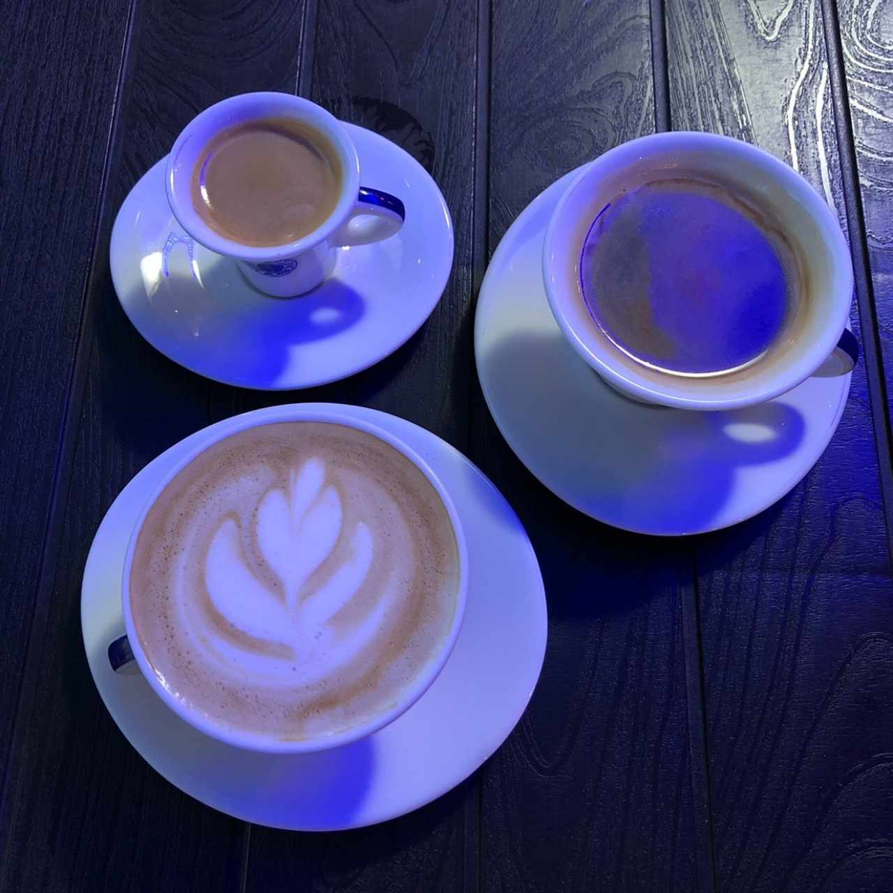 Doble espresso, americano y capuccino