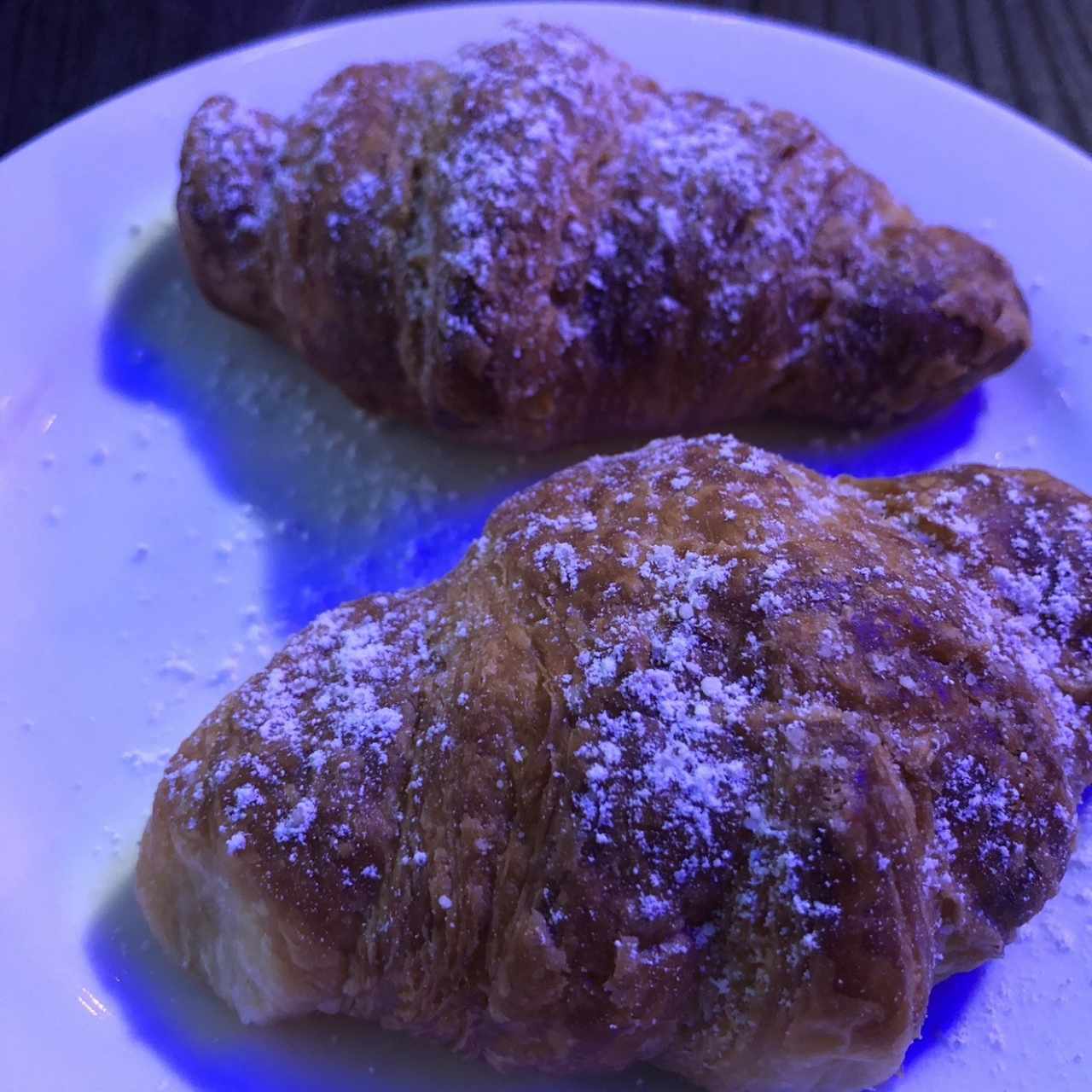 Croissant plain