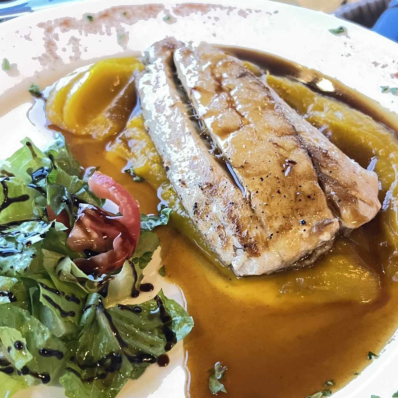 Robalo en salsa de maracuya