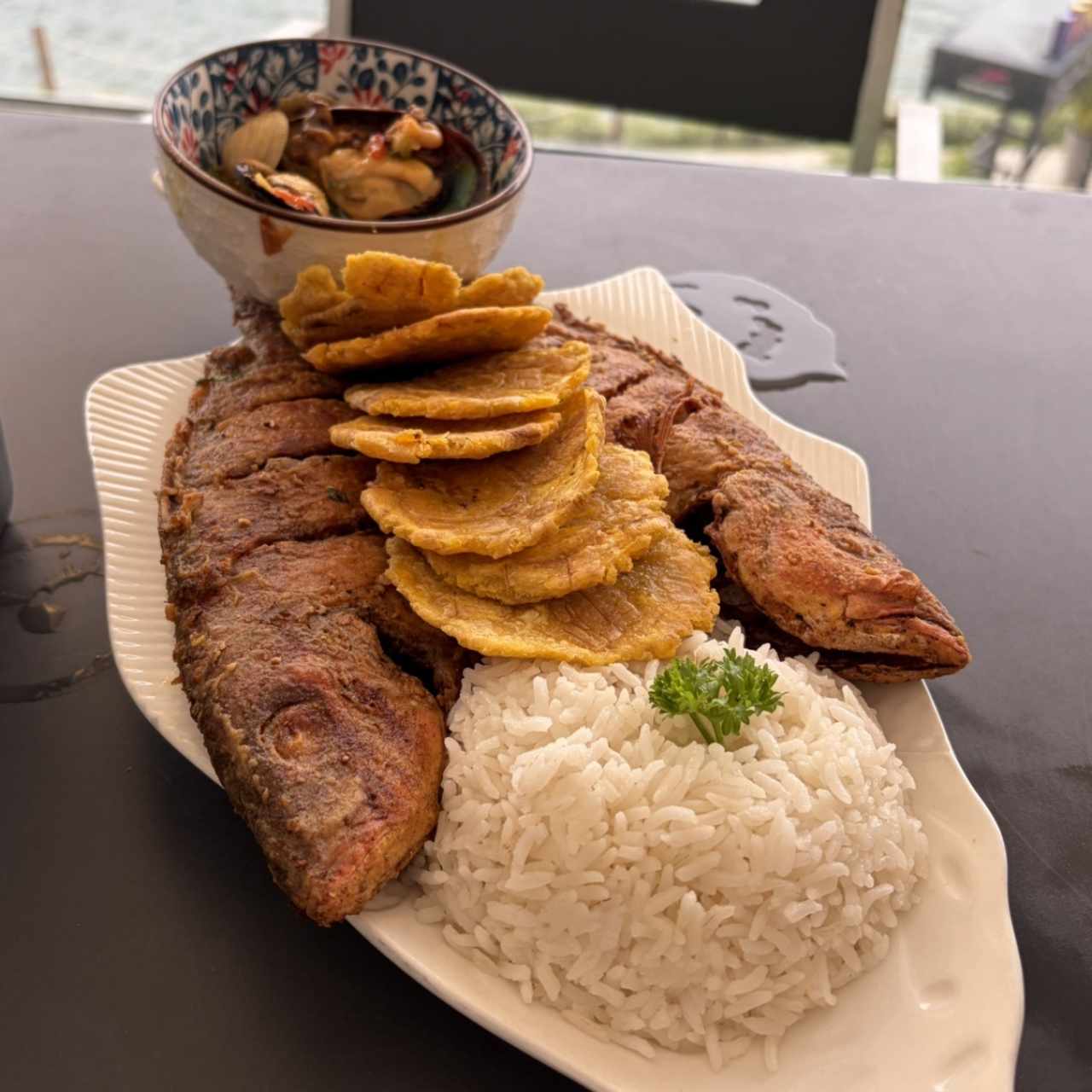 Pescado frito a lo macho