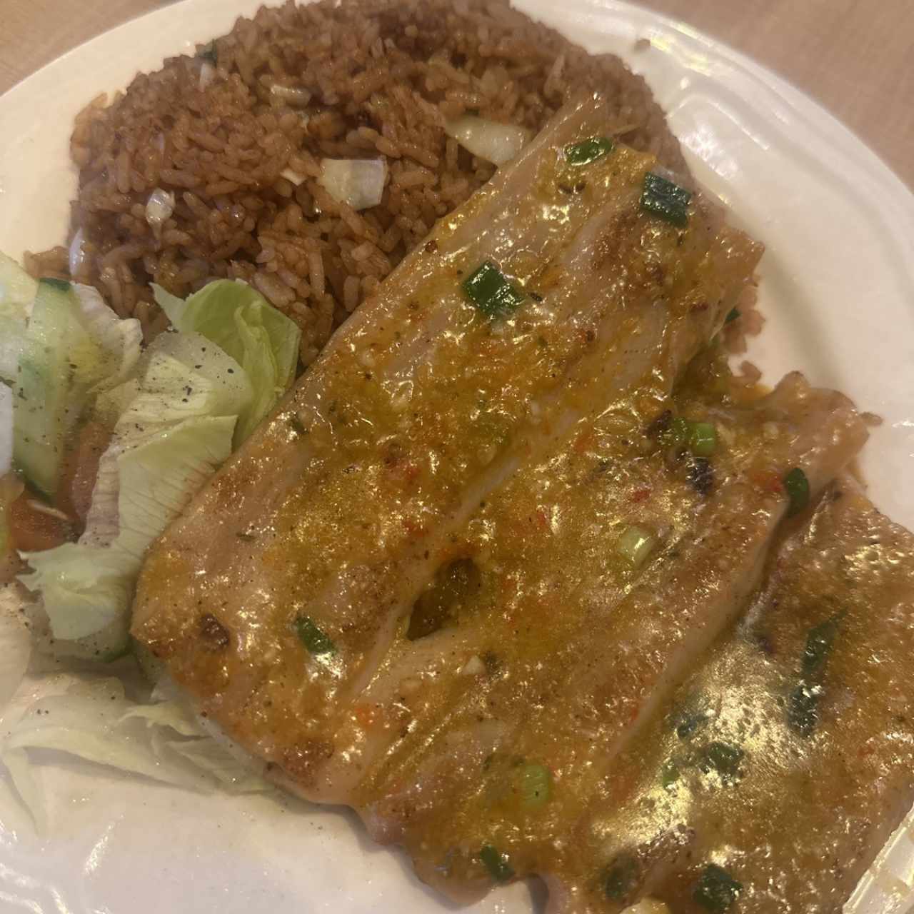 MARISCOS - Corvina al ajillo