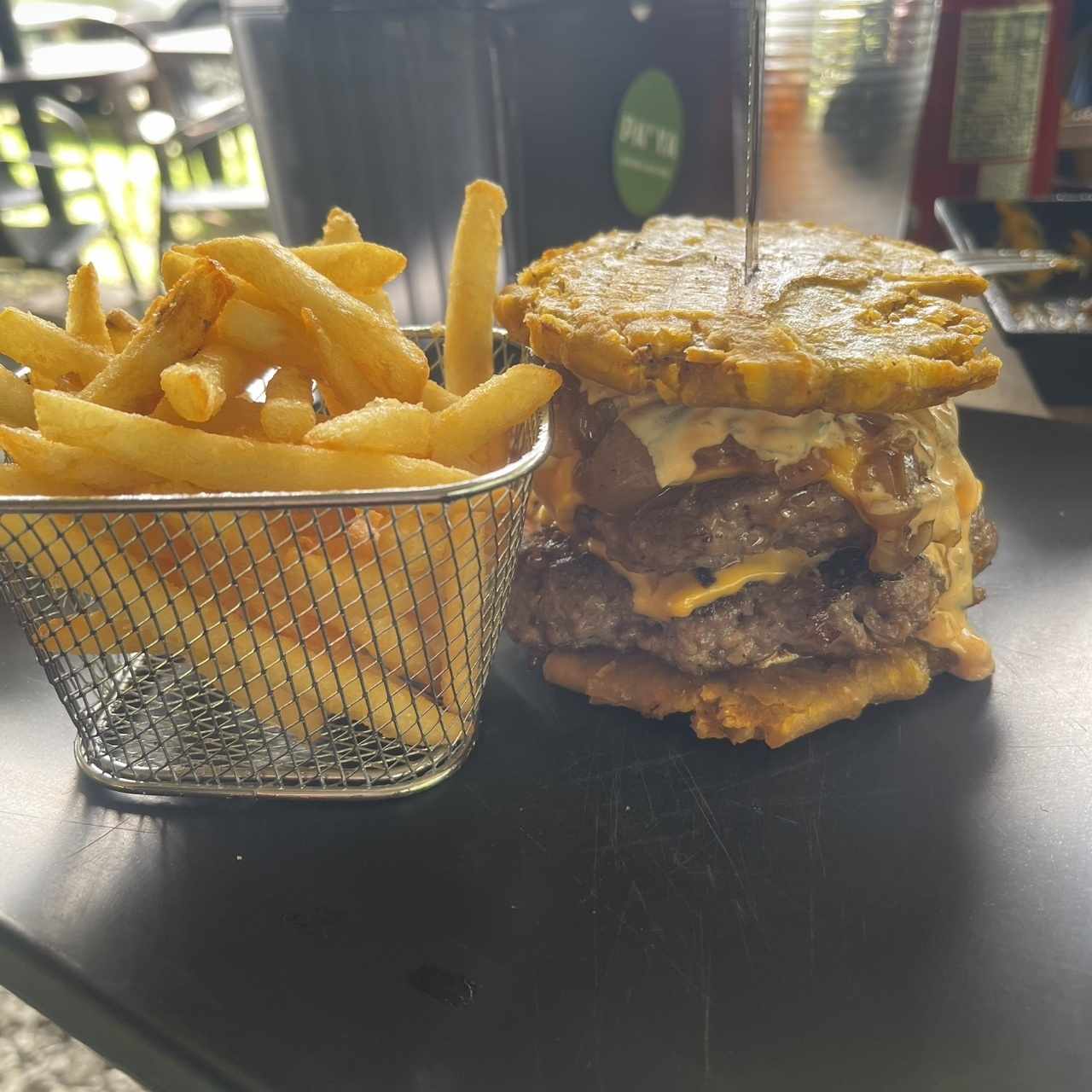 Burger - Patacon Burger