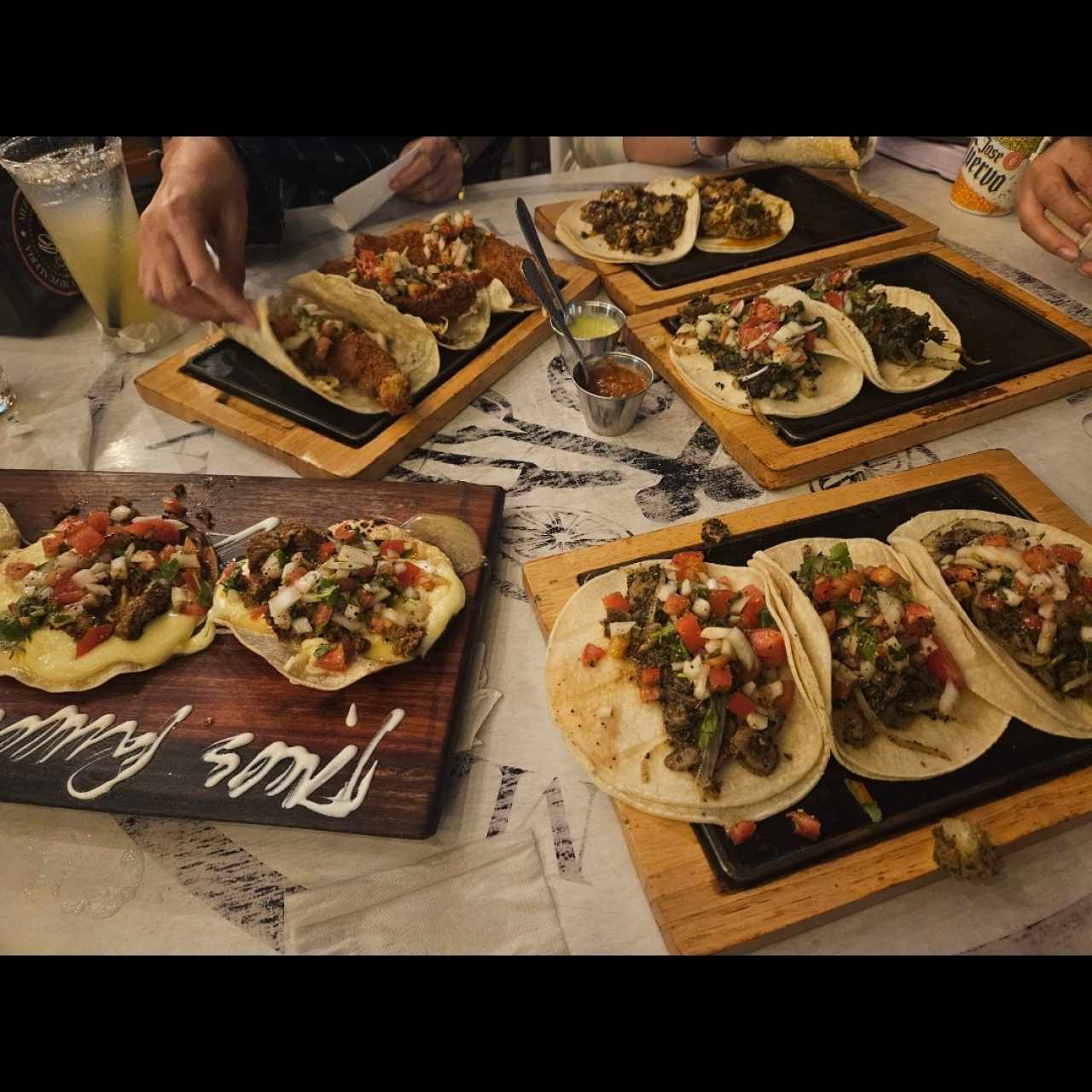 Los Vegetarianos - Champiñones