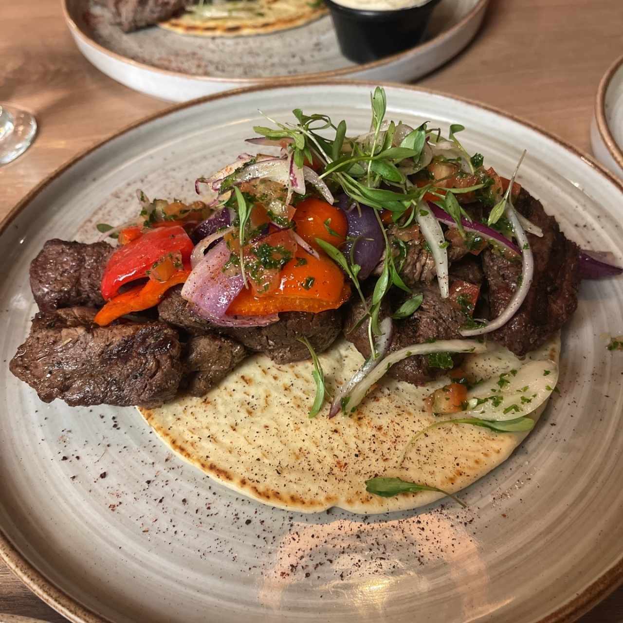 PLATOS MEDITERRANEOS - SHISH KEVAC