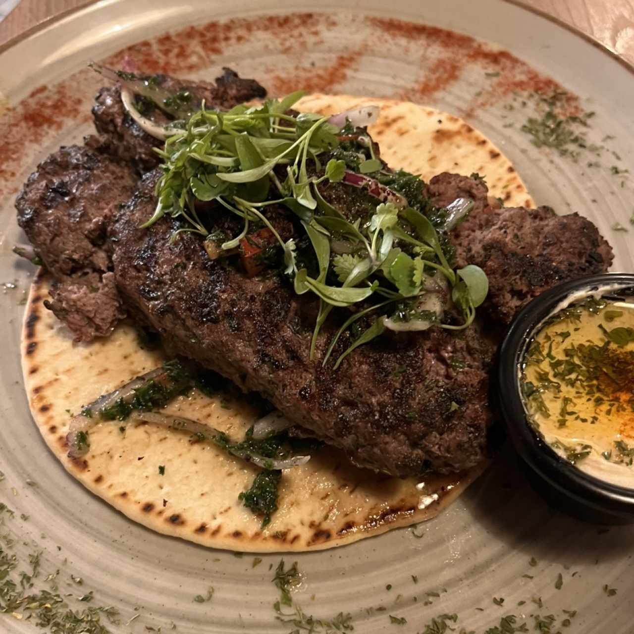 PLATOS MEDITERRANEOS - KAFTA AL GRILL