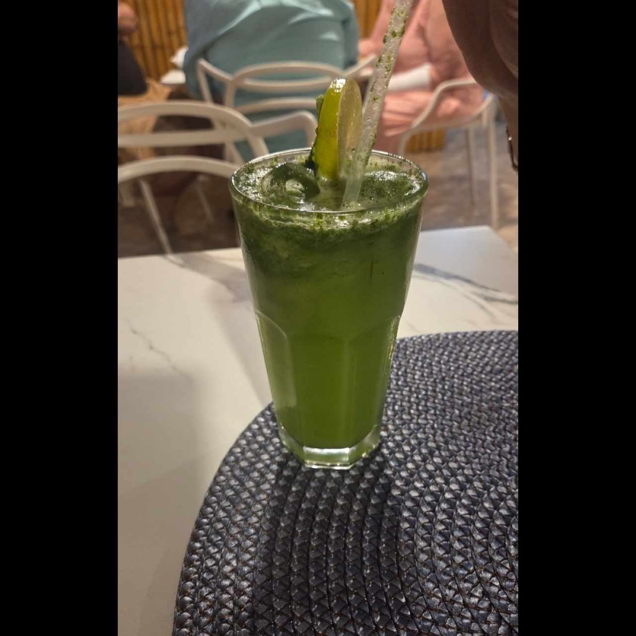 limonada con hierba buena 